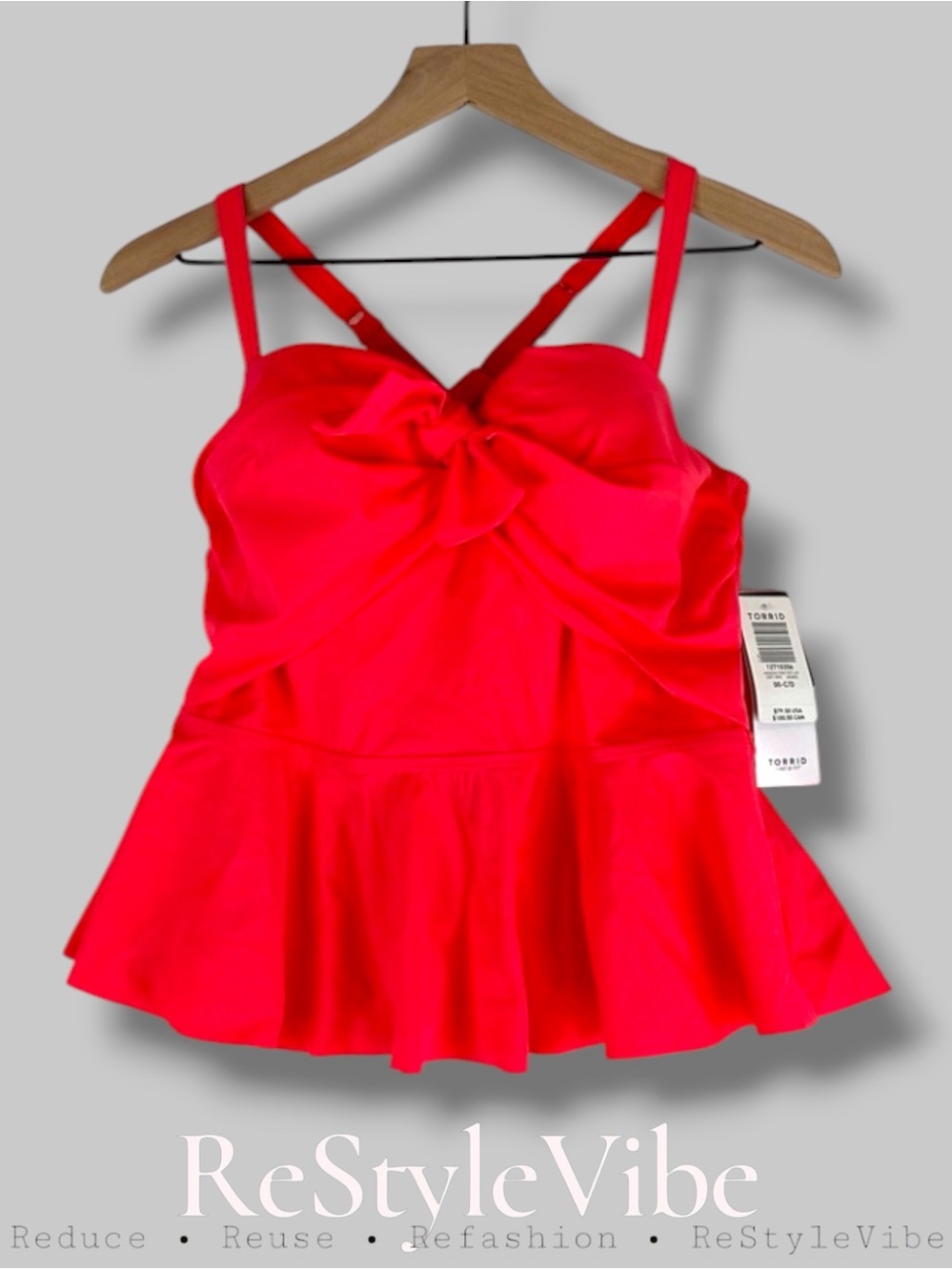 TORRID Women’s Size 00-C/D Swim Tankini Midkini Top Peplum Adjustable Straps NWT